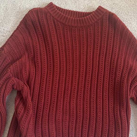 Universal Threads Target Sweater - Picture 2 of 4